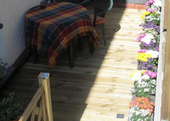 费瑞恩屋浓佩拉酒店 公寓 *